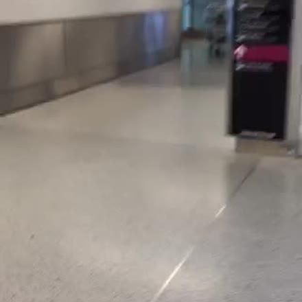 Floxie10's tweet photo. |REPLAY| Desde MEAMEEEEEEEE #AeropuertoMiami #FlyATB #katch #Periscope http://t.co/qVsm7ZLO9c http://t.co/86zzKndG5p