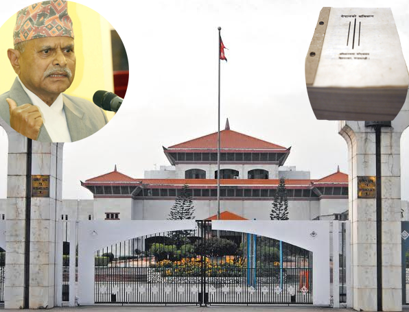khumbule_nima's tweet photo. India has begun communal war with Nepal #BackOffIndia @PM_Nepal @Indianoilcorp @narendramodi http://t.co/sdyLgeP6Y2 http://t.co/s6riqH8Knv