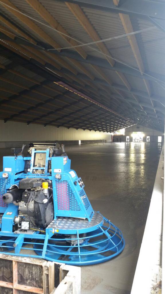 abc_mortel's tweet photo. #Betonstort in Staphorst iov #bouwbedrijf JG Timmer. #Betonvloer #ABCmortel http://t.co/CfaBUIbeyM