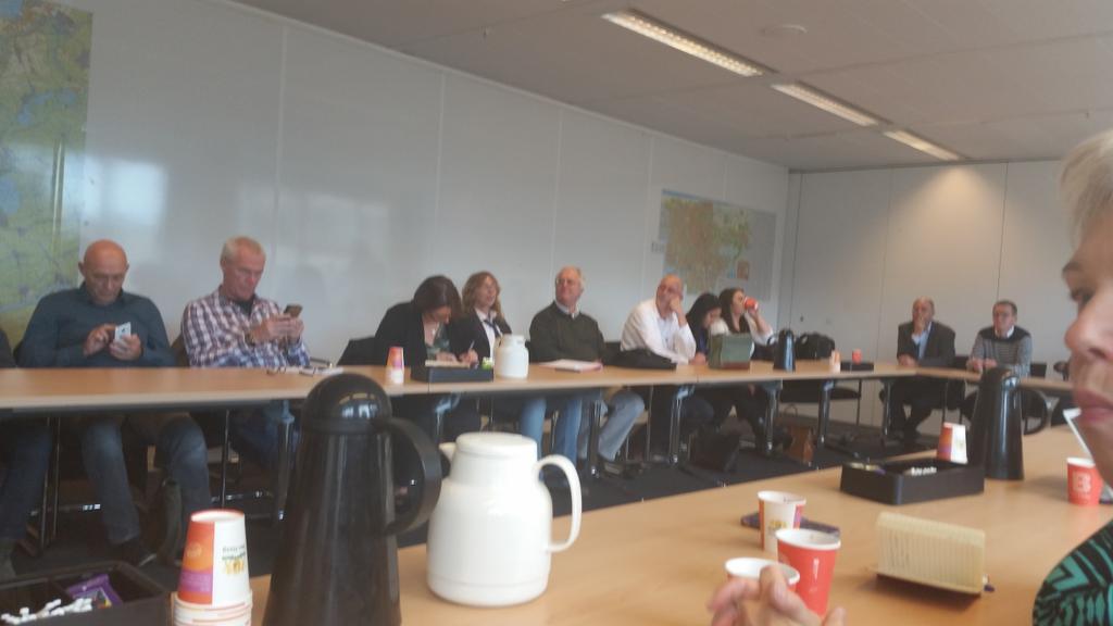 micheleggermont's tweet photo. Volle bak bij workshop van @RogerVleugels over obstructie bij de WOB. #Right2KnowDay http://t.co/HaN1MgjURj