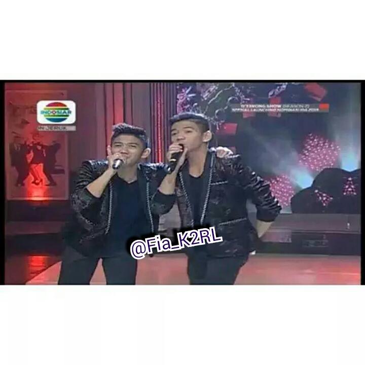 Fia_K2RL's tweet photo. #RizkiRidhoDTerongIDA2015 http://t.co/Sj0OUqvM3x