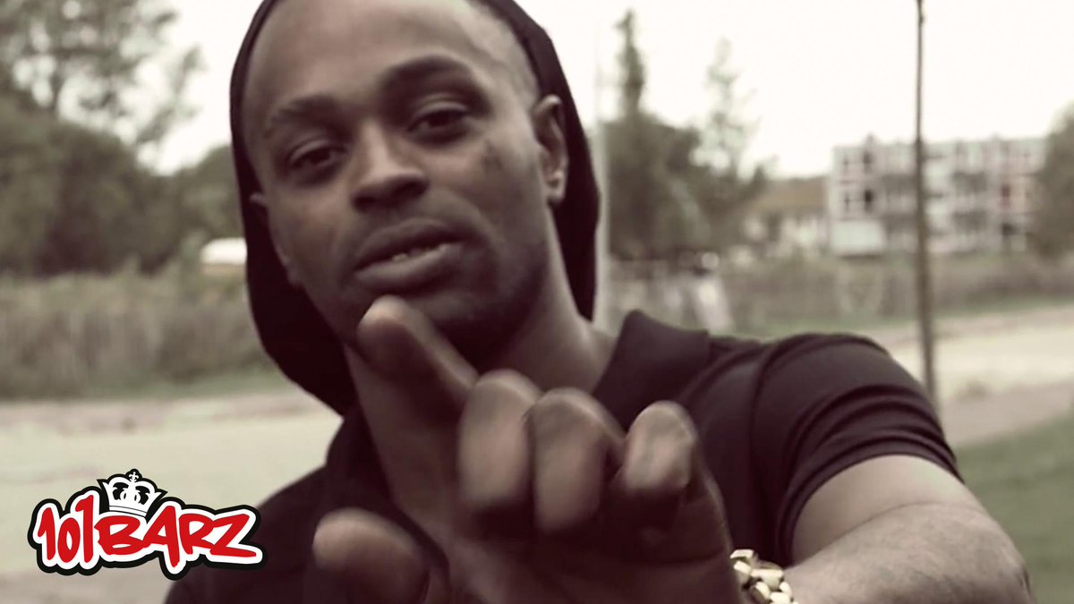 101barz's tweet photo. .@DroVideo’s vijfde #Hoodviddy is met @NoniTheRealest en @TruGMula http://t.co/ubTz2gWTGM http://t.co/vWfslPr1T8