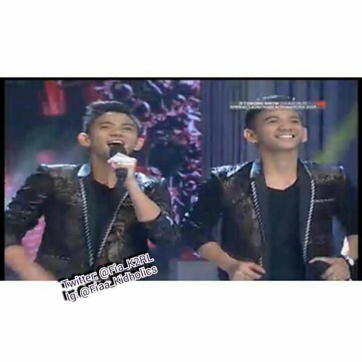 Fia_K2RL's tweet photo. #RizkiRidhoDTerongIDA2015 http://t.co/Qp4ociKgUF