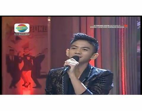 Fia_K2RL's tweet photo. #RizkiRidhoDTerongIDA2015 http://t.co/RtHWR27Ymd
