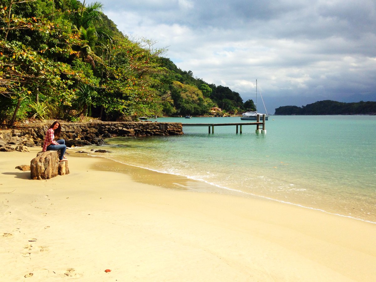 faro_travel's tweet photo. ¡A la @CamiDaSilva la invitaron a un matri en esta playa privada de Brasil! http://t.co/5AvLtXi3A2 http://t.co/7VdY7Bk96h