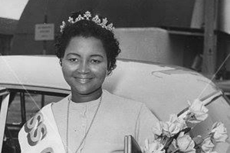 MissGhana's tweet photo. History of No. 9: In 1957, Ms Amekoafia from Alavanyo wearing the No.9 tag, was crowned as the First #MissGhana Queen http://t.co/e59c9X5rTn