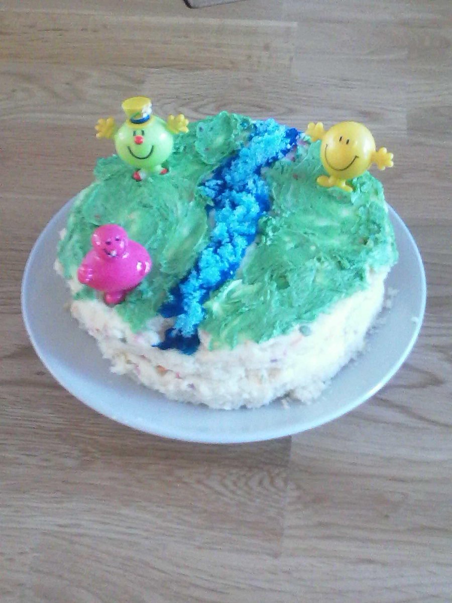 bikerburns07's tweet photo. #asdabaking My son loves Mr men so we made a Mr men day out by the lake cake. http://t.co/Uqecr77GlV