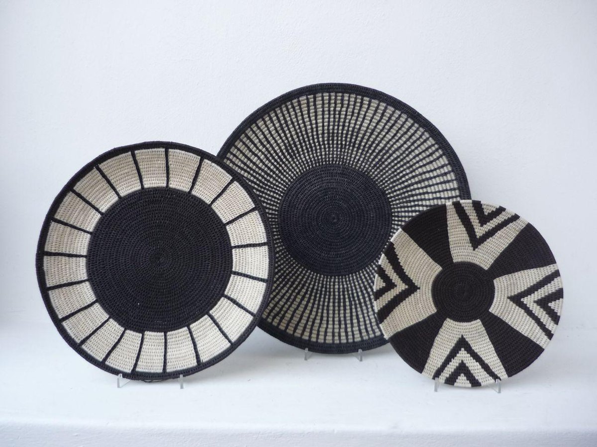 DesignAfrikaSA's tweet photo. Our Ncube Geometrics took a long time to arrive ... and then sold out within 48hours! #handmade #AfricanBasket http://t.co/dqQOTkgfJa