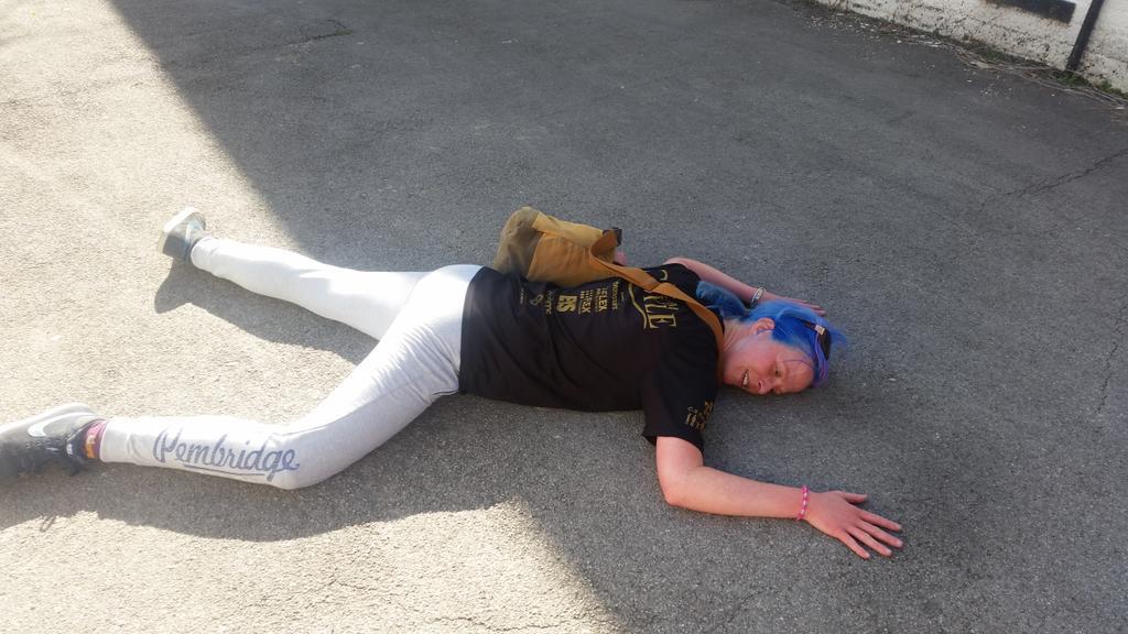 KymWhip's tweet photo. After a lovely P.T session with @Jimmy_Mabz #dying #nopainnogain http://t.co/9sag6Sl5G1