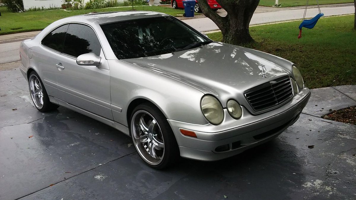379_727's tweet photo. Love my mercedes http://t.co/HsjcuMLwjY