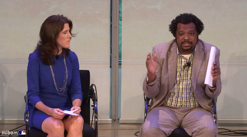 FalconIO's tweet photo. Great start of #AWXII with #bigdata focus from Lisa Utzschneider from @Yahoo and B. Bonin Bough from @MDLZ http://t.co/rppyMUIFwm