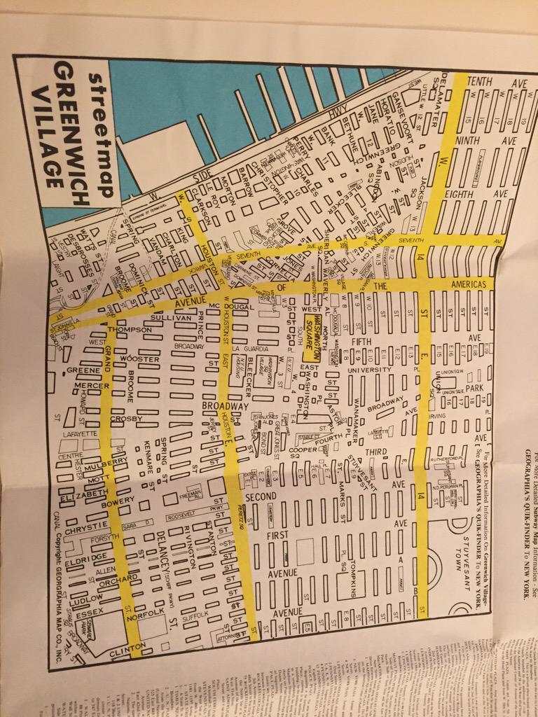 tomhalltravel's tweet photo. Found an old NYC map from 1980 in the family hoard. Crazy colours but makes it seem like the streets were empty. http://t.co/1UQu7aRvCb