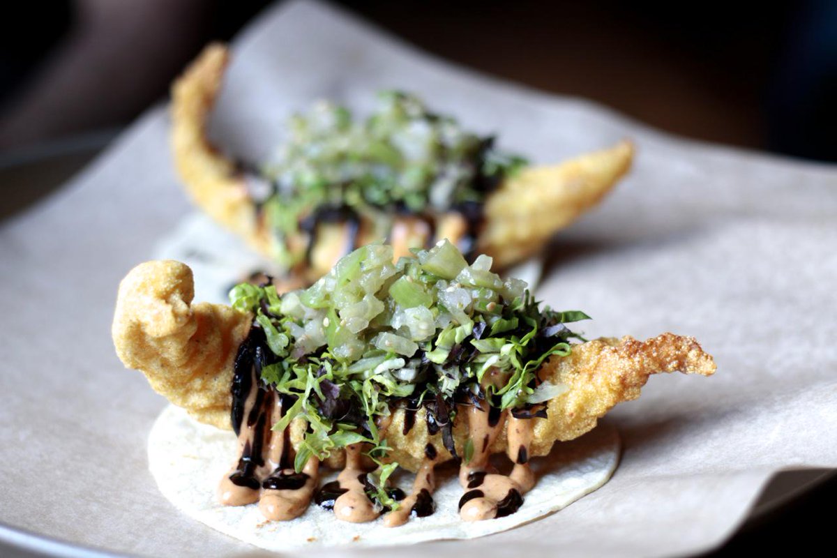 torontolife's tweet photo. La Carnita's new John Street location serves all the same favourites, but has way more seats: http://t.co/2yawDRANvR http://t.co/VByjKpqfk5
