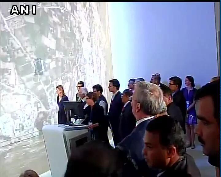spati2012's tweet photo. #NamoRocksInUS in Picture Day4 !! (3/10) #ModiAtGoogle http://t.co/TWGmf8G5Ci