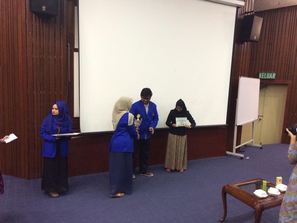 PPIIUKL's tweet photo. Selamat kepada Nisrin Awad Hamedan atas terpilihnya sebagai presiden Garuda IUKL 2015/2016 http://t.co/kQGA8HqkoT