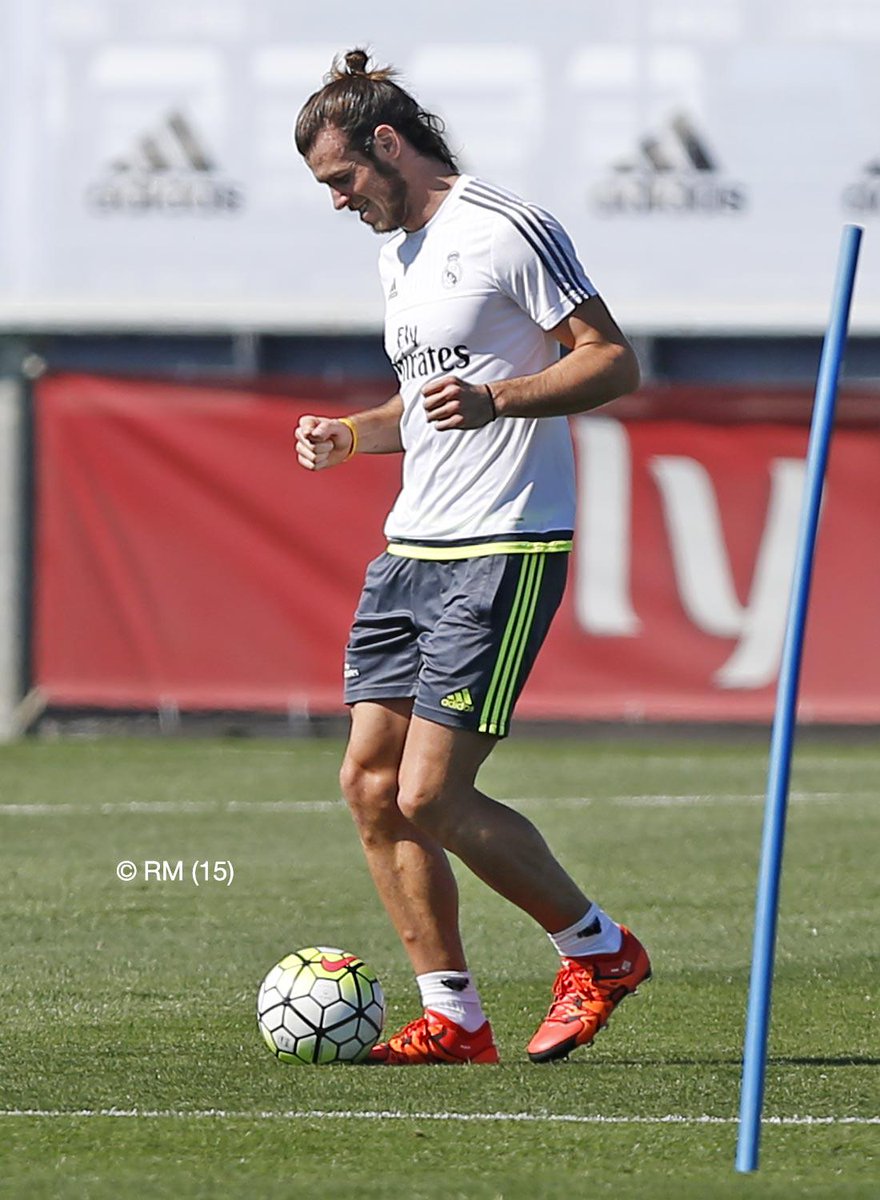 Madrid_Indo's tweet photo. Real Madrid telah memulai persiapannya jelang pertandingan menghadapi Malmö FF.

#RMCity #RMUCL #HalaMadrid http://t.co/rDEaakGdPO