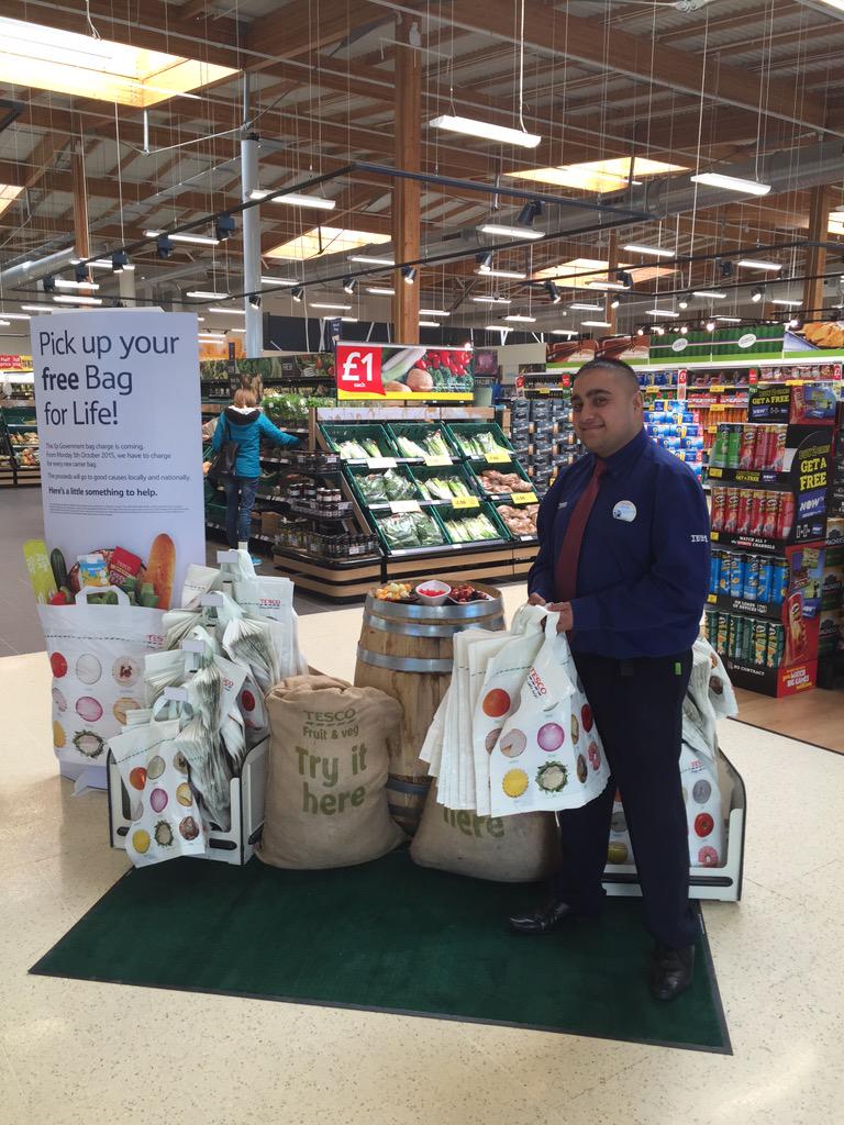 timclay81's tweet photo. Get your free bag for life @TescoTaplow this week. @Larks77 @hamiltoncol http://t.co/YPCagyR8pQ