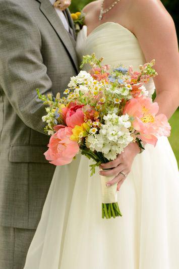 FAB FLOWER OF THE WEEK: THE SNAPDRAGON astylishsoireeweddings.wordpress.com/2015/09/28/fab…