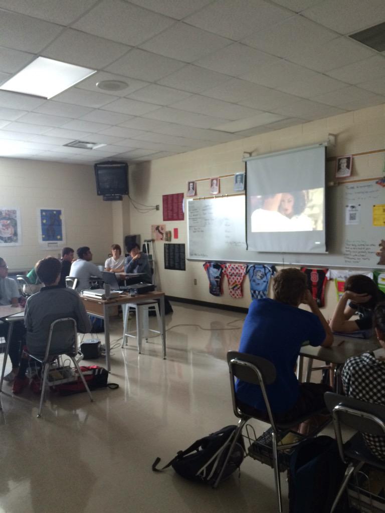 MsMoakleyEng's tweet image. When in your "Wildest Dreams" do you get to analyze T-Swift? #eng2 #giraffes