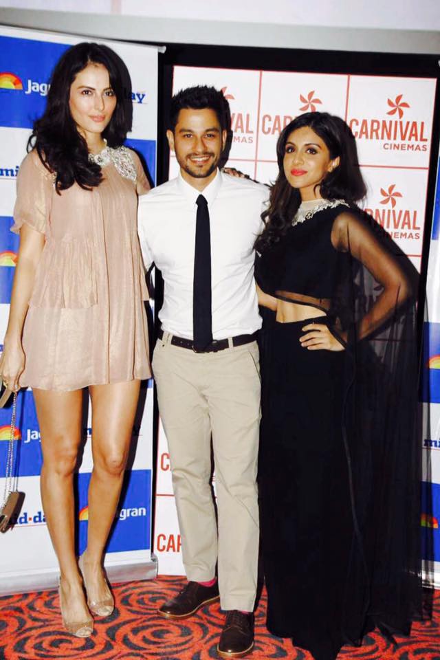BhaagJohnny's tweet photo. An amazing premier night with our stars @kunalkemmu, @zoamorani and @manizhe! #BhaagJohnny in theatres! @TSeries http://t.co/mKd6vuUnNX