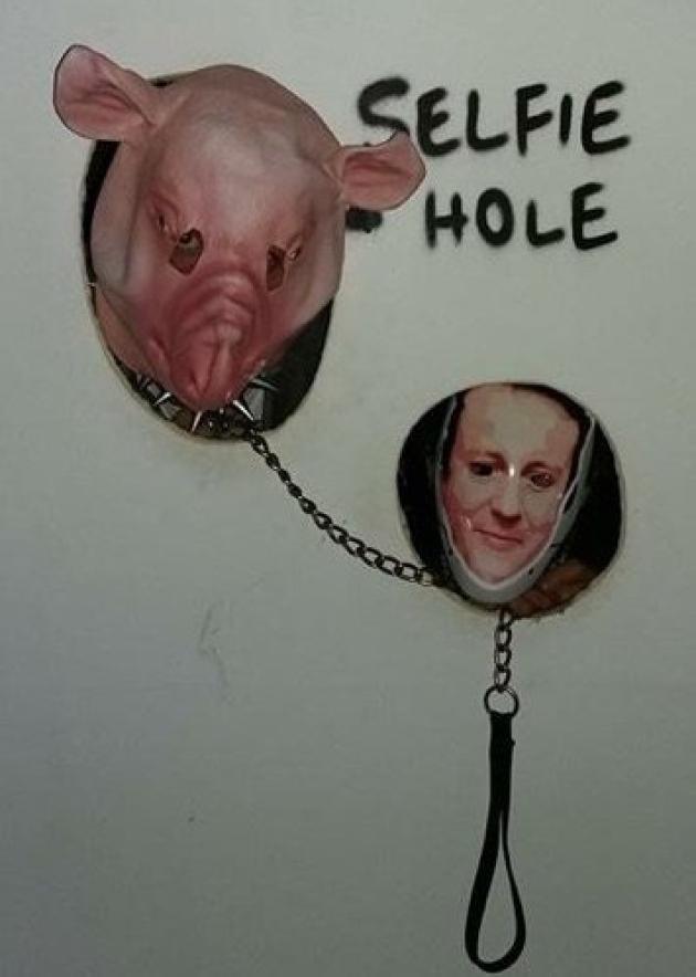 westonresident's tweet photo. @rickygervais what do you think of my mates selfie from last Friday #Dismaland #cameronpig http://t.co/rvV1WQPhXD
