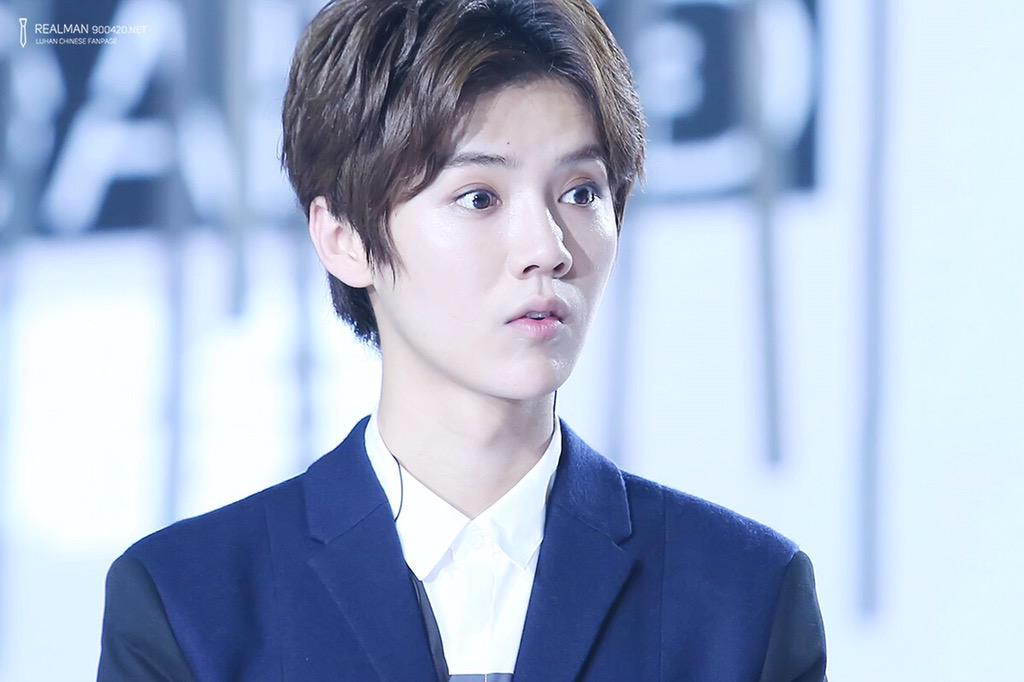 RealMan0420's tweet photo. 150925 #LuhanFirstMiniConcert always love u http://t.co/0IcuGWMyba