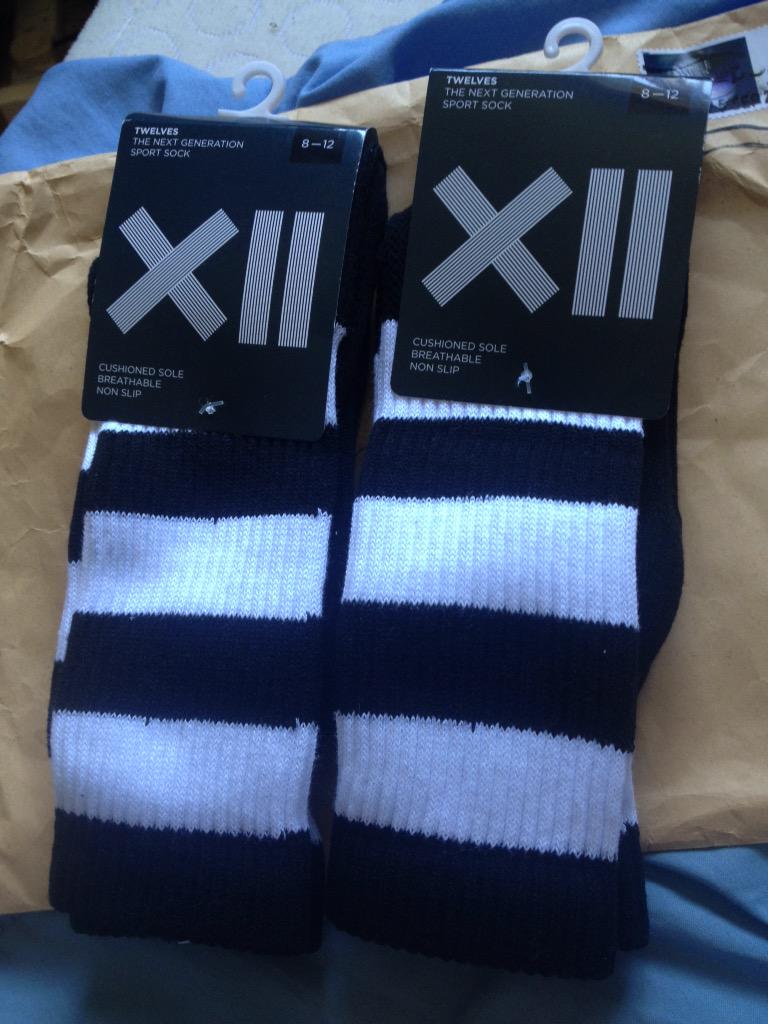 mixerbarcoe's tweet photo. Present from the postman 👍 @12_twelves http://t.co/RXnTGNXuka