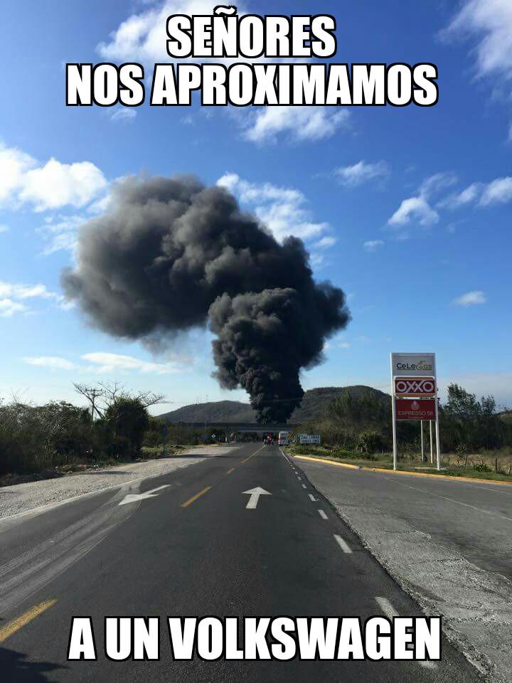 oscarmichellll's tweet photo. @docente_samador #escandalovw #MicroUVM http://t.co/y9htjEEVgm