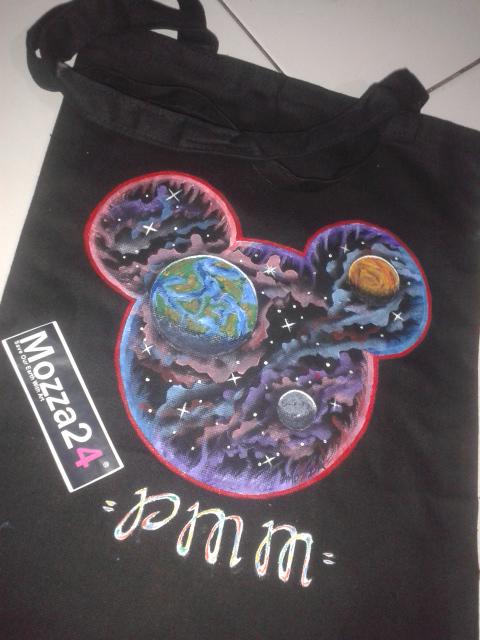 WNC_MOZZA's tweet photo. tote bag lukis, gambar bisa request.
info:
phone/sms 089661727419 http://t.co/UIrX96oXVP