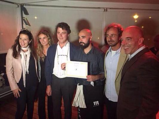 ocnalBdivaD's tweet photo. Ya está en #Twitter el ganador del concurso #MiPinchoLTL de @rest_lateral, @debocaaccion http://t.co/7OSxKN3oSJ