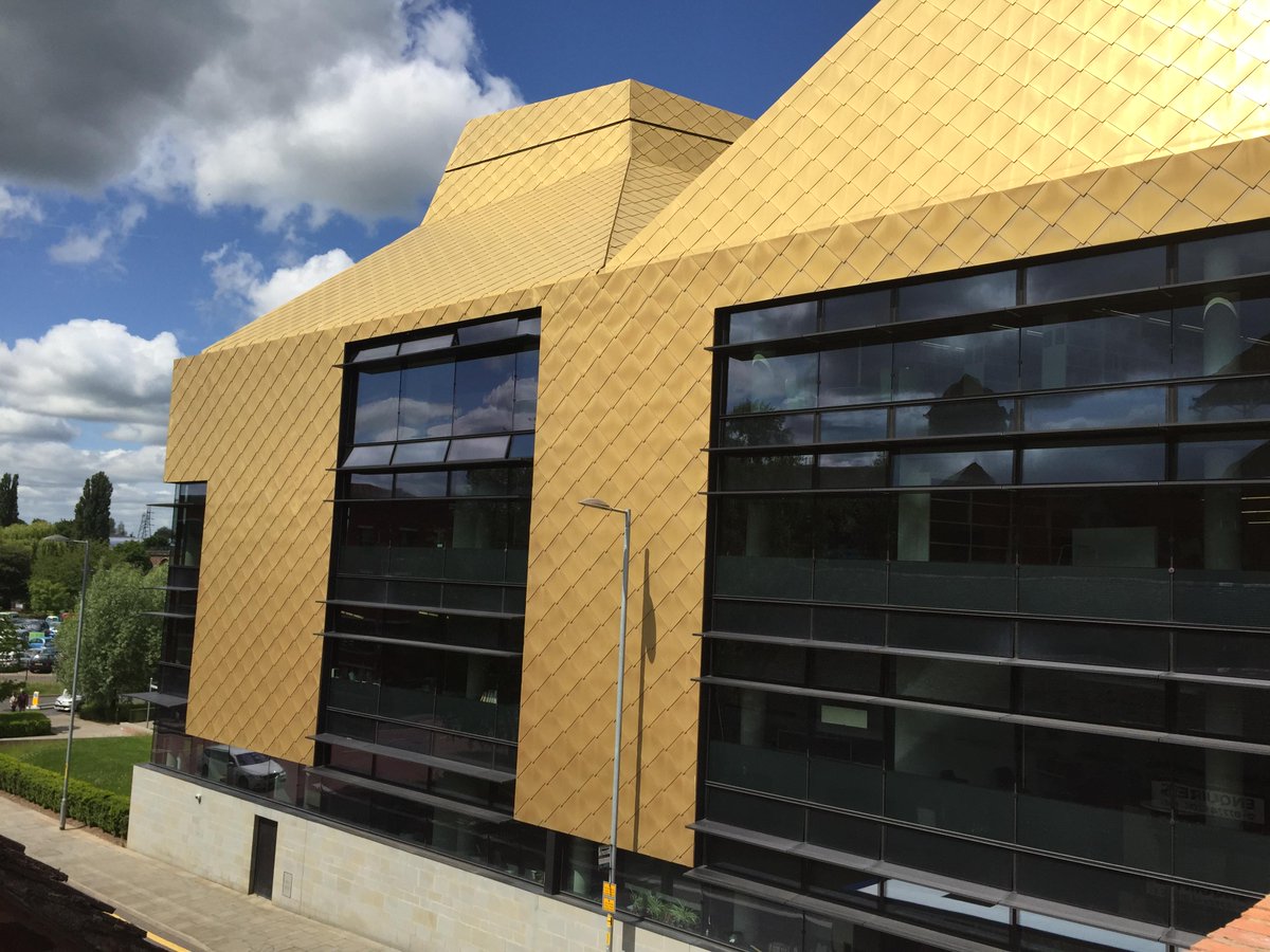 My 2 hour FREE Sales Training session <a href="/TheHiveWorcs/">The Hive</a> on 20 Oct is already HALF FULL! Book at e-services.worcestershire.gov.uk/LibraryEvents/…