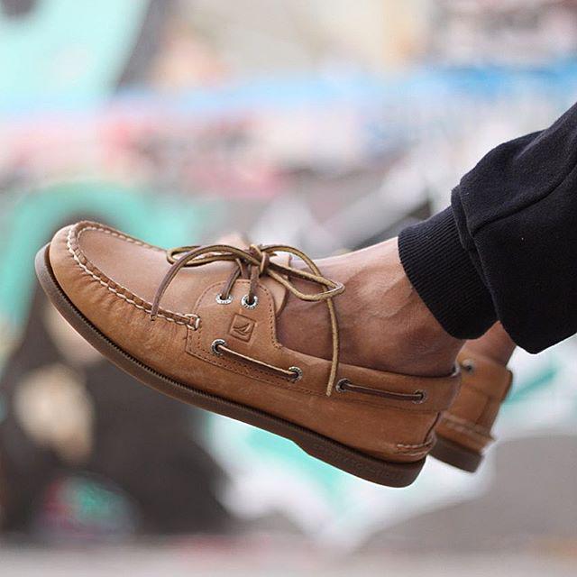 sperry sahara top sider