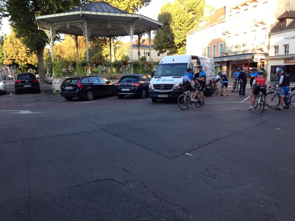 Beautiful start in Challon but tough going in the cold on busier routes today. So far so good.