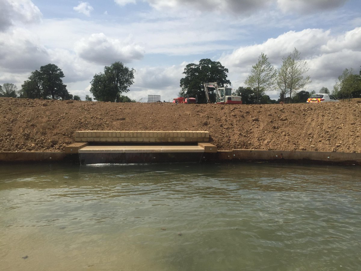 PDEnvironmental's tweet photo. New Outfall chamber recently completed http://t.co/QQogYYxPlu http://t.co/8nEfxEldeL