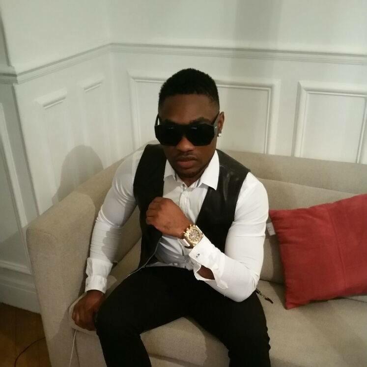 SwaggMen00's tweet photo. MERCI A BLAKE KARDE QUI À PARTAGE MA VIDEO C'EST VRAI JE VOUS AIME MES FANS LOVE YOU FOR EVER !! ❤️❤️❤️ #blakekarde http://t.co/lw0YRif7rD