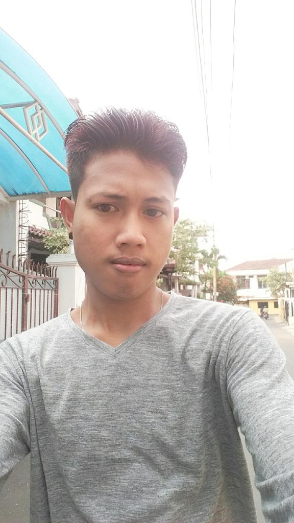 wakip40's tweet photo. Sleborrr baru http://t.co/XjPsZtZ5Qp