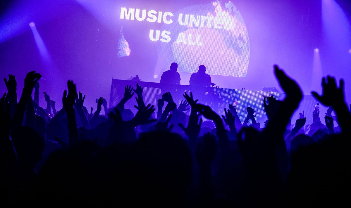 aboveandbeyond's tweet photo. In spite of our differences and disagreements. 
#PeaceDay 
@kllive http://t.co/j1yoe89lwt