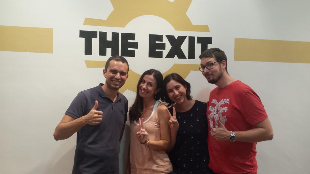 TheExitValencia's tweet photo. Salva el mundo o escapa de una prisión ¡Tu eliges! Reserva en http://t.co/Jp69PAEn22 #ocio #valencia http://t.co/De7CMV5whA