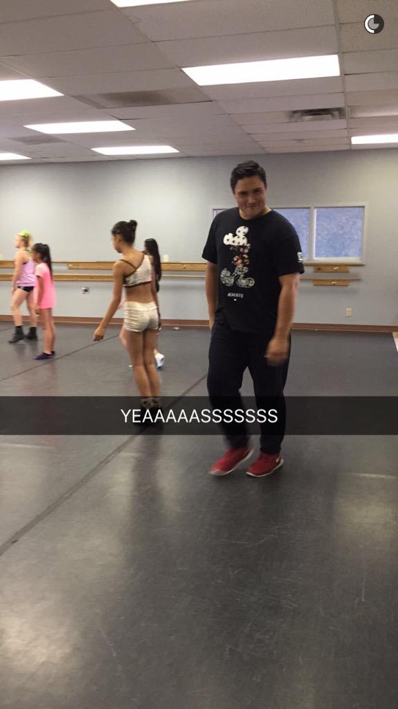 CandaceElise's tweet photo. The bae betta werrrk... #instudiodance #smh http://t.co/zYhWfhJK7Z