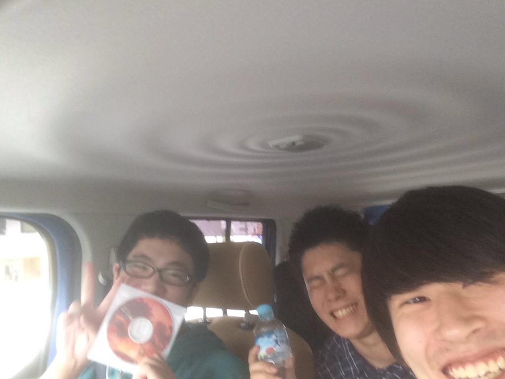 hotaruishi_mie's tweet photo. ホタルイシレコーディング全行程が無事終了しました！！
やりたいこと全部音にしてきたぞ！！楽しかった！！
この音源どうしよう！！何に使おう！！ http://t.co/X872M1Kh2E