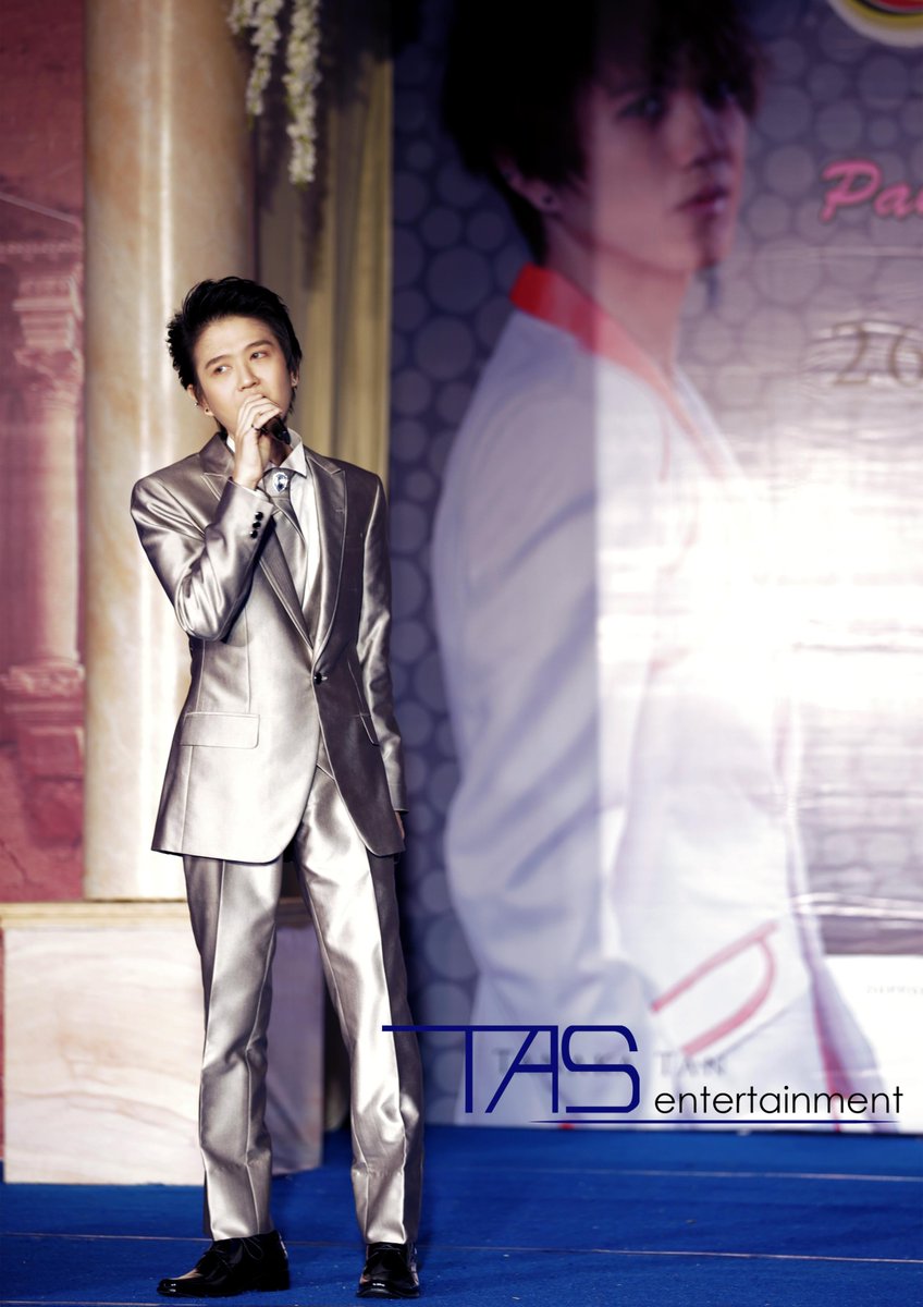 TAS_management's tweet photo. [Picture] 150829 #2S #2Stars Performing at AP3 Wedding Festival, Surabaya #2 http://t.co/JsLfT9ZEqk