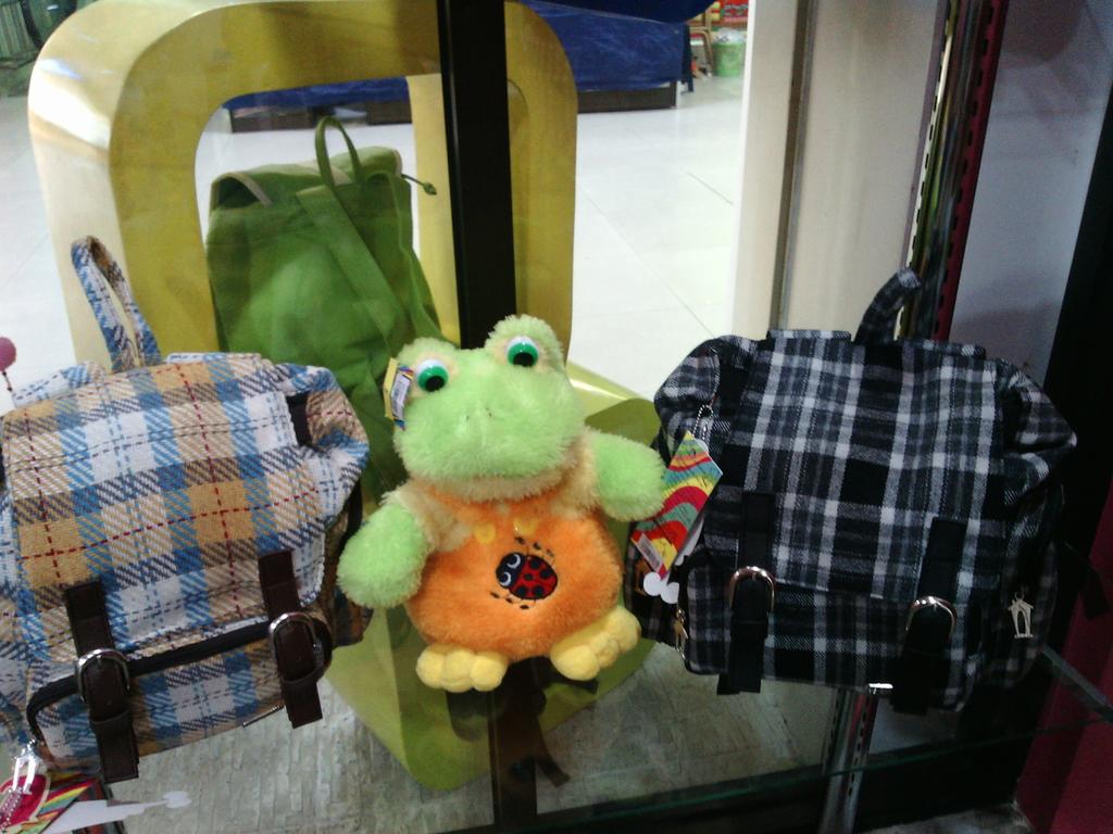 Hay RW Lovers kita punya tas Ransel yang cantik tas Ransel Nehan harganya Rp.246.000