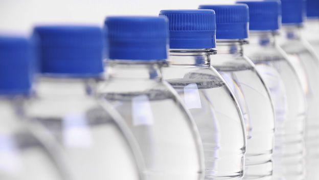 HydroSolutionsS's tweet photo. Prescindir de l'aigua embotellada contribueix a la cura del medi ambient. http://t.co/FqvEOTLj1m
#Hydrosolutions http://t.co/6SiAdO1A4i