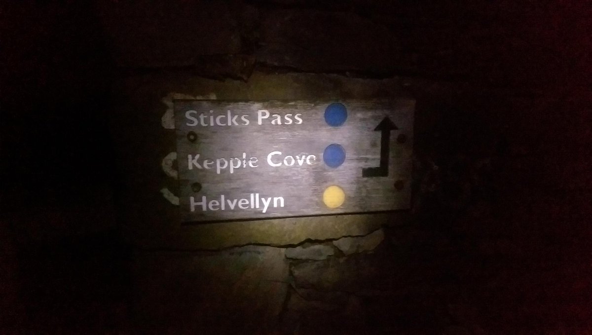 AstroMYK's tweet photo. Early run done. Wasn't about speed nor distance, just new tracks 🏃#Glenridding #SticksPass #LakeDistrict #SeeMyRun http://t.co/25IMDrwCfH
