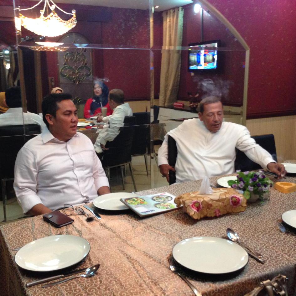 Sekjen PBNU <a href="/Helmy_Faishal_Z/">Ahmad Helmy Faishal Zaini</a> bersilaturrahmi dgn Habib Luthfi