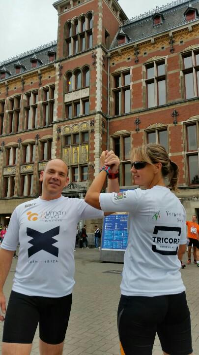 Arco_NL's tweet photo. Present @damtotdamloop 16km #verbeetenfonds #tricorp http://t.co/DEOxPzVGgQ