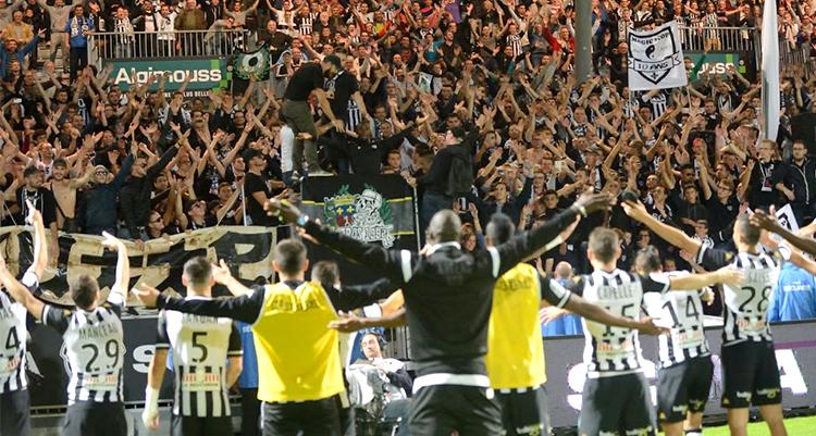 LaDalleAngevOFF's tweet photo. #LTs #3ans #LaDalleAngevine Pour fêter ça, on vous offre 2 PLACES pour #SCOSDR demain ! RT ce tweet pour participer ! http://t.co/rLZ3cmKdfu