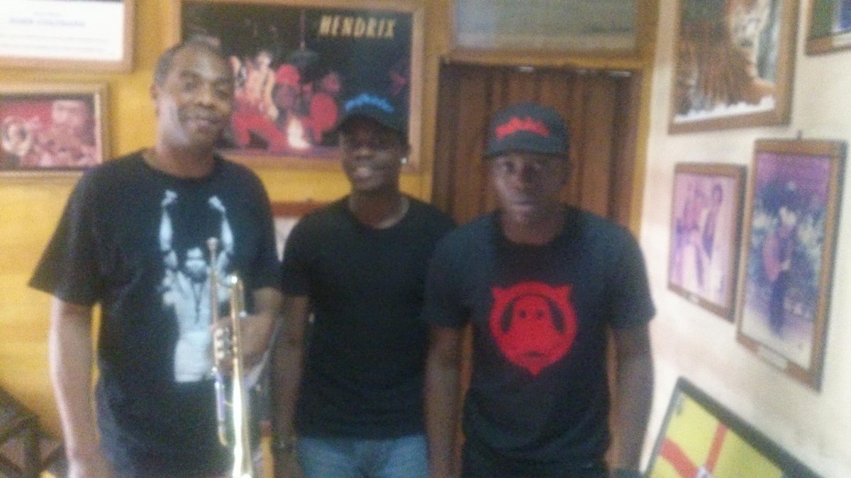 StoriesbyGhost's tweet photo. With the Legend himself @Femiakuti at Shrine before his performance #GHOST #BABYLON http://t.co/jNUYRK313L