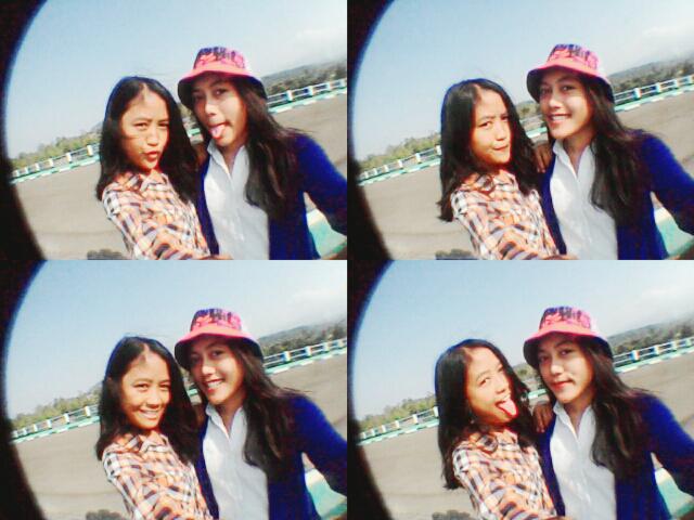 VennaSR's tweet photo. w/vini at wadukdarma http://t.co/tdwixhmjMz