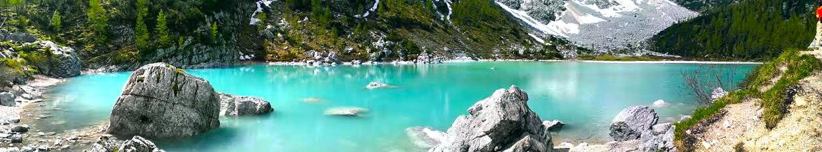 DolomitesUNESCO's tweet photo. Il #Lago di #Sorapiss, nei pressi del #Rifugio Vandelli, appartiene al Sistema 5 '#Dolomiti Settentrionali' #UNESCO http://t.co/TjOBgkiC0t